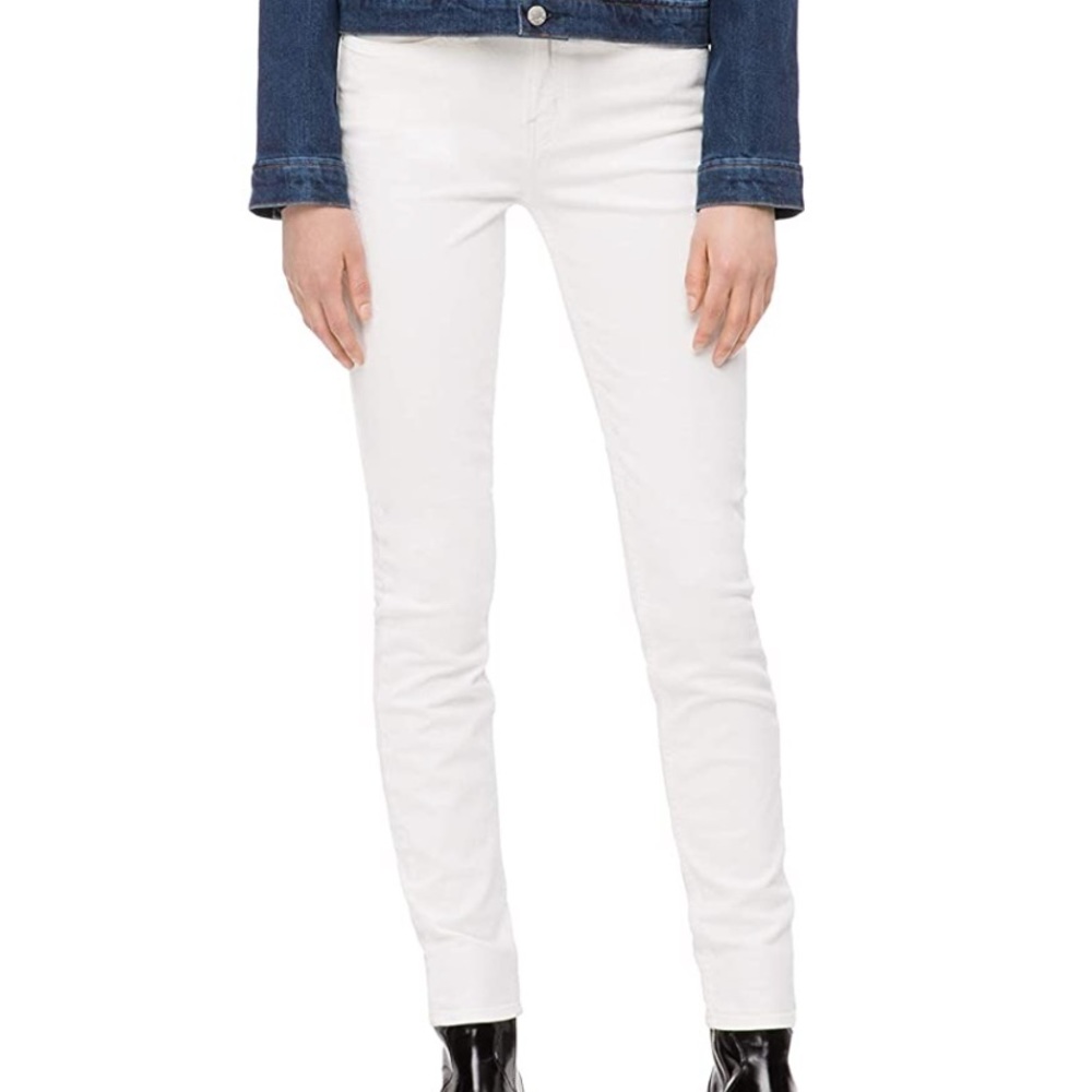Calvin Klein Mid Rise Skinny White Jeans
